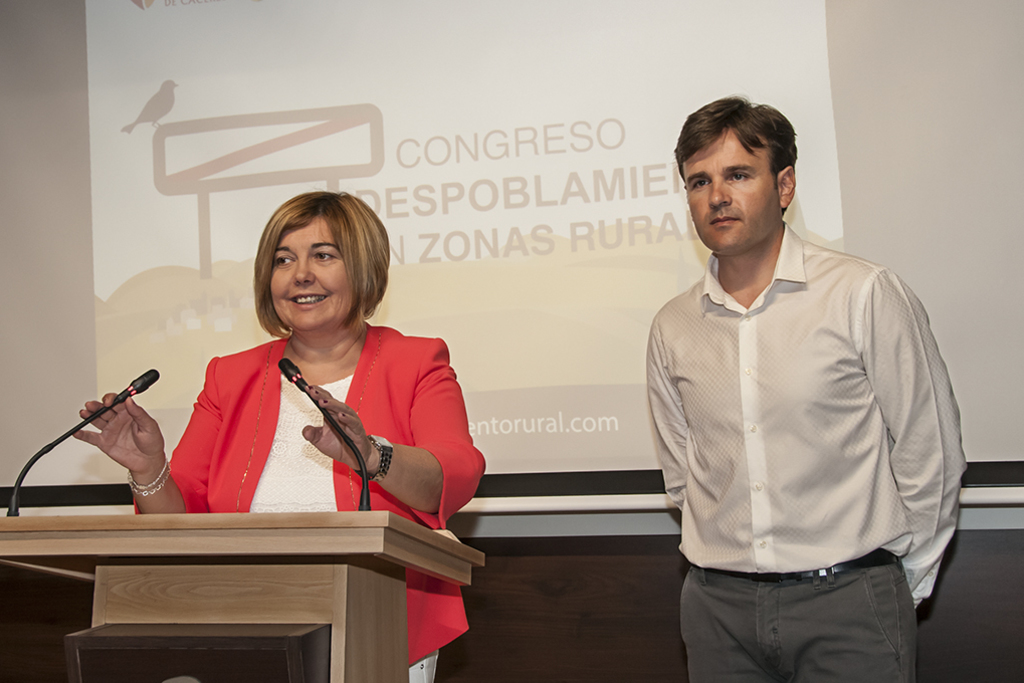Un congreso sobre despoblamiento rural avanzará medidas a tomar con cargo al presupuesto de 2017 de la Diputación cacereña