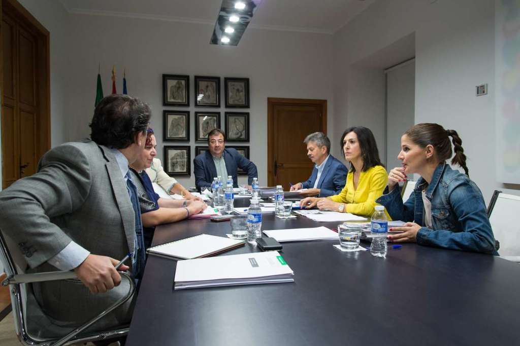 La Junta de Extremadura dota con 6,6 millones de euros la convocatoria de ayudas al empleo para personas con discapacidad