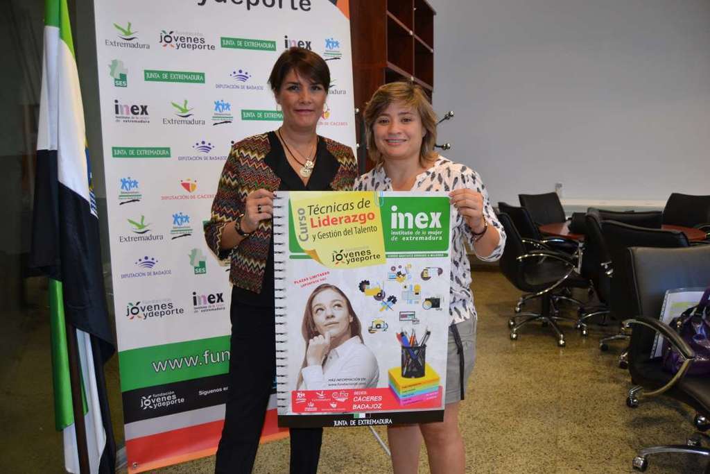 La Junta de Extremadura destaca la necesidad de ofrecer a las mujeres las herramientas necesarias para su empoderamiento efectivo