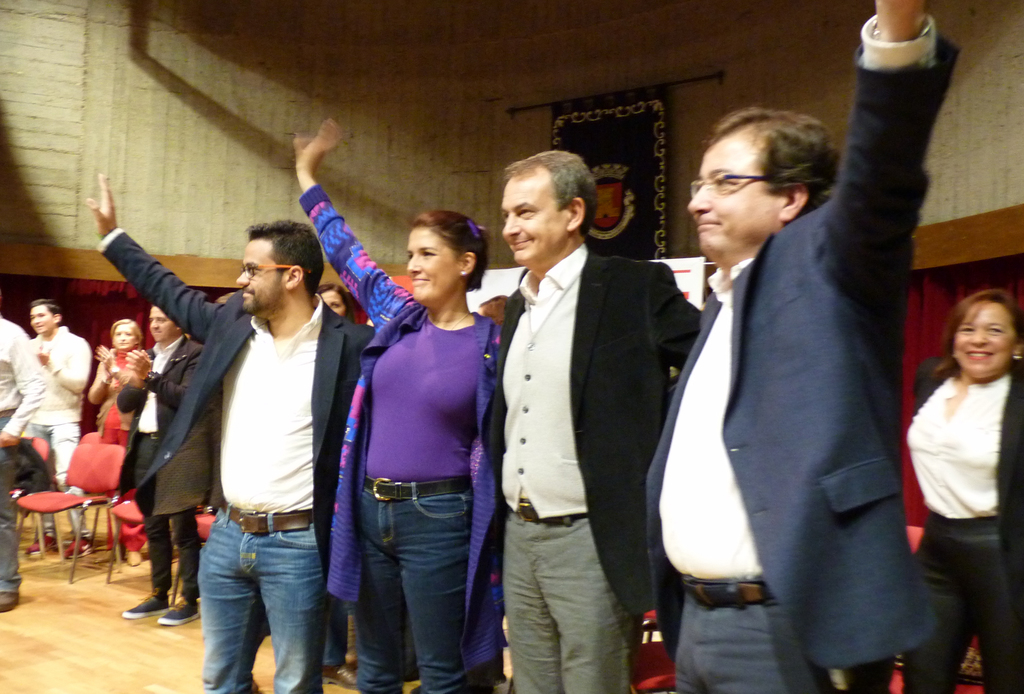 Vara y Zapatero en Olivenza 2015
