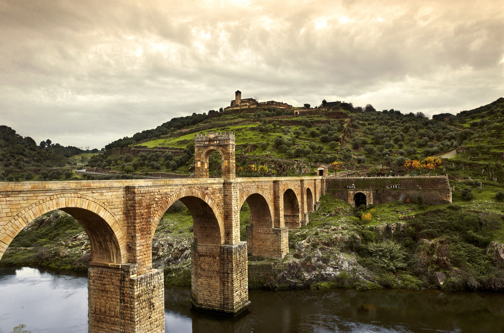 Puente romano de Alc†ntara