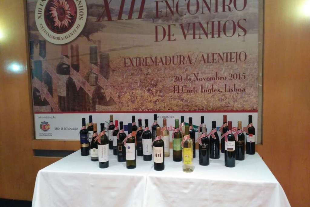 La Junta de Extremadura participa en la XII Edición del Encuentro de Vinos Alentejo-Extremadura 2015 en Lisboa