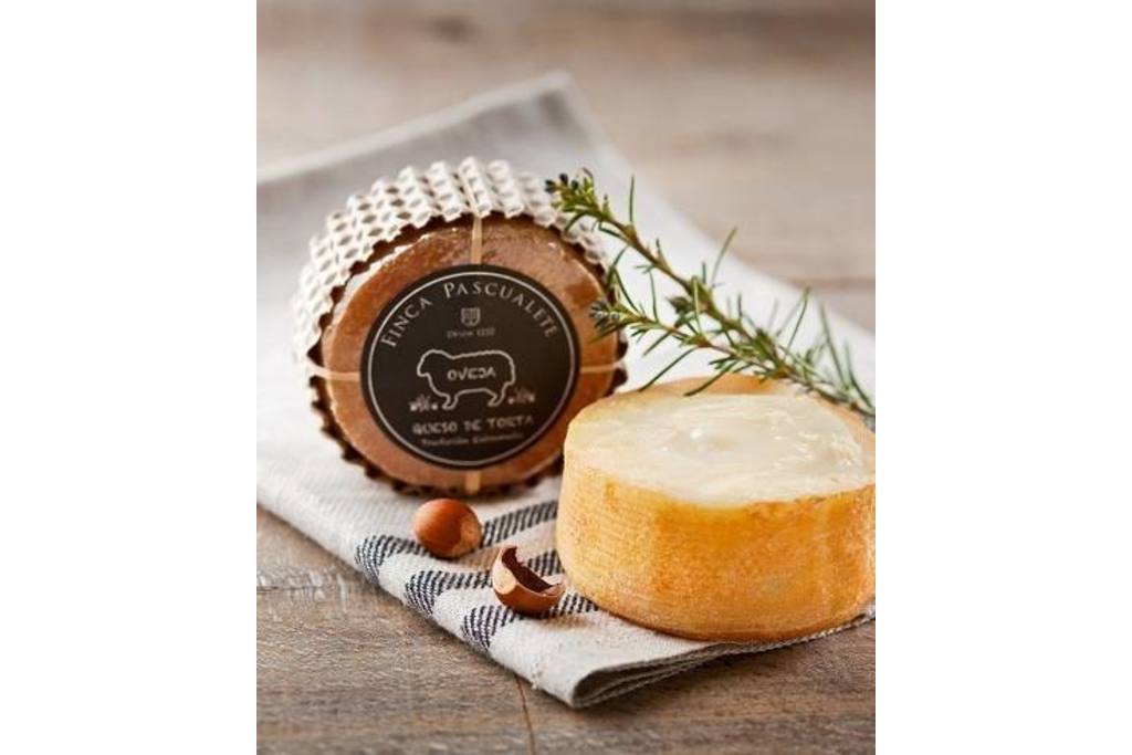 El queso extremeño "La Retorta" es el mejor queso de España y el tercero mejor del mundo