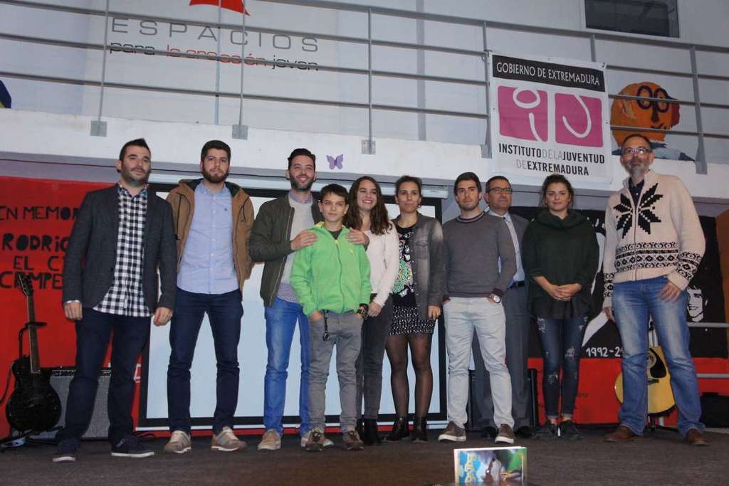 Pedro Antonio Trenado y Celia Moreno ganan el VI Concurso de Fotografía digital Carné Joven Europeo