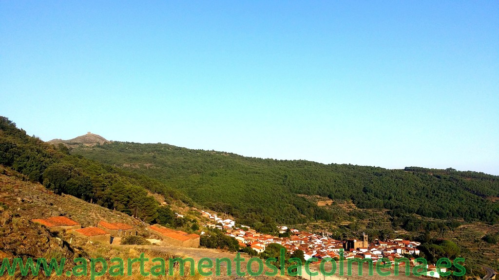 Villa de Gata, pueblo que le da nombre a Sierra de Gata PicsArt_1440021562492