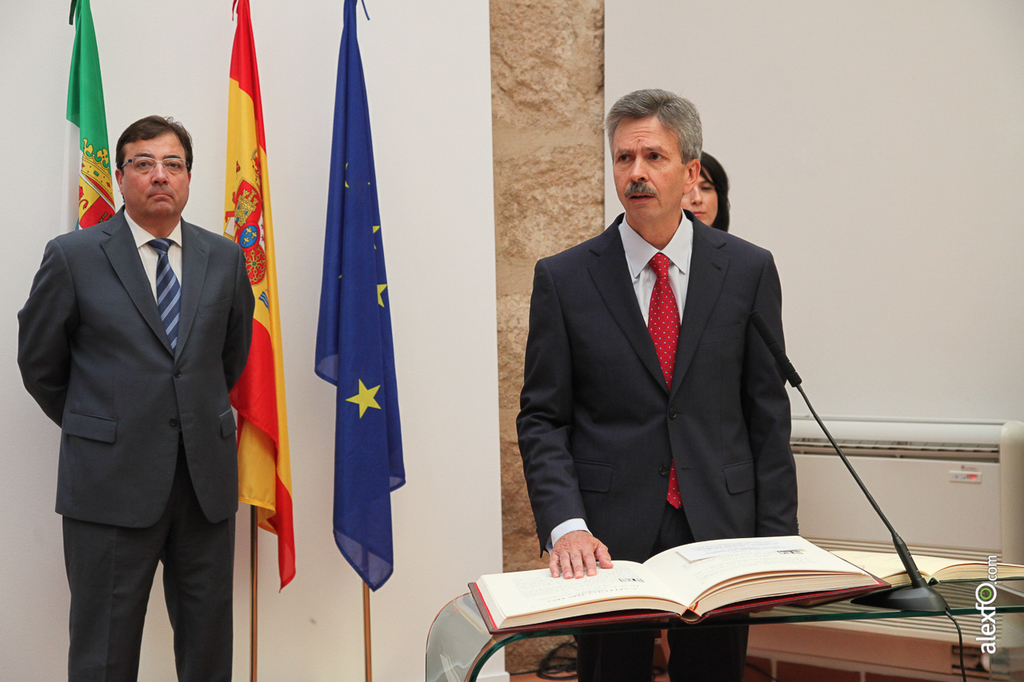Toma de posesión Consejeros Junta de Extremadura con Guillermo Fernández Vara 2015  2015-07-07-IMG_2526