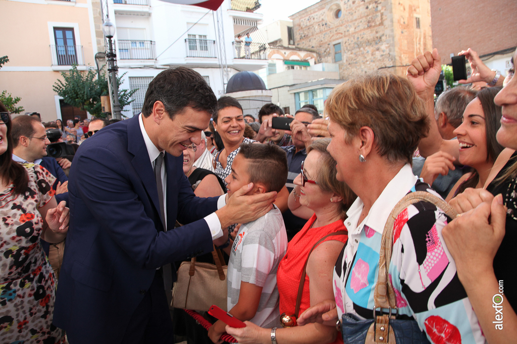 Pedro Sanchez PSOE  con Guillermo Fernández Vara - Presidente Junta Extremadura  2015-07-04-IMG_2229