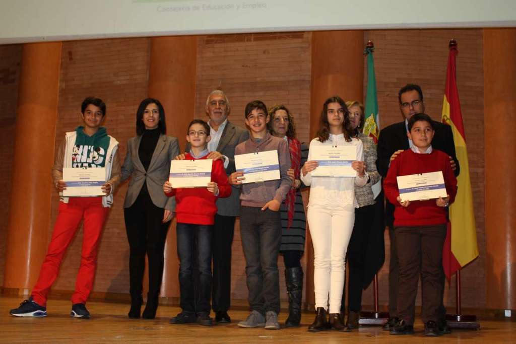 Educación reconoce con los Premios Extraordinarios a 120 alumnos extremeños