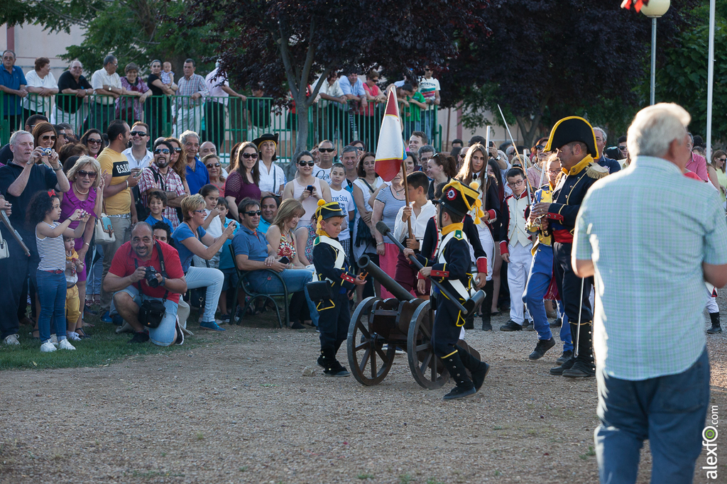 Recreación infantil de la Batalla de la Albuera - 204º aniversario - La Albuera (Badajoz) recreacion infantil batalla albuera (30 de 50)