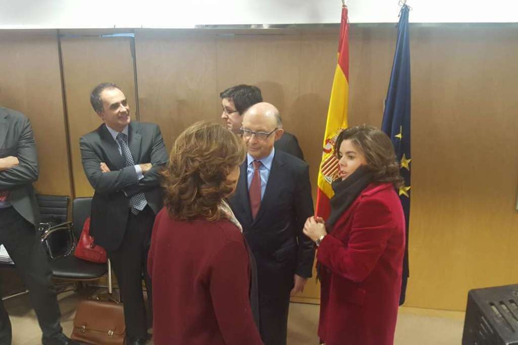 Extremadura se abstiene en la votación de los objetivos de déficit y deuda fijados a cada comunidad por no obedecer a criterios objetivos