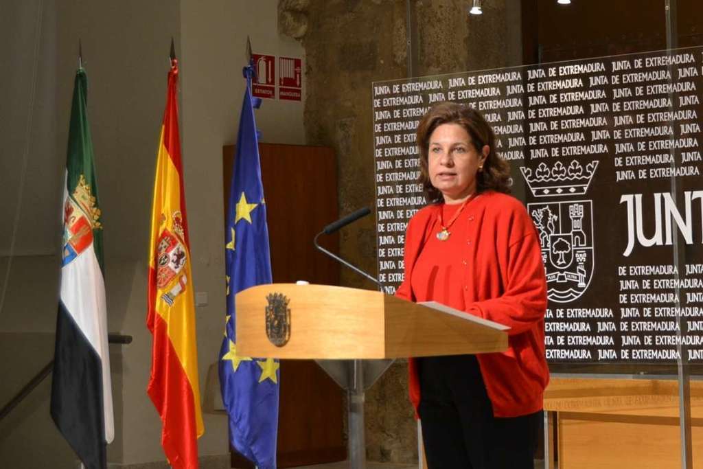 La Junta de Extremadura mantiene reuniones "prudentes" con Liberbank sobre su plan de ajuste laboral