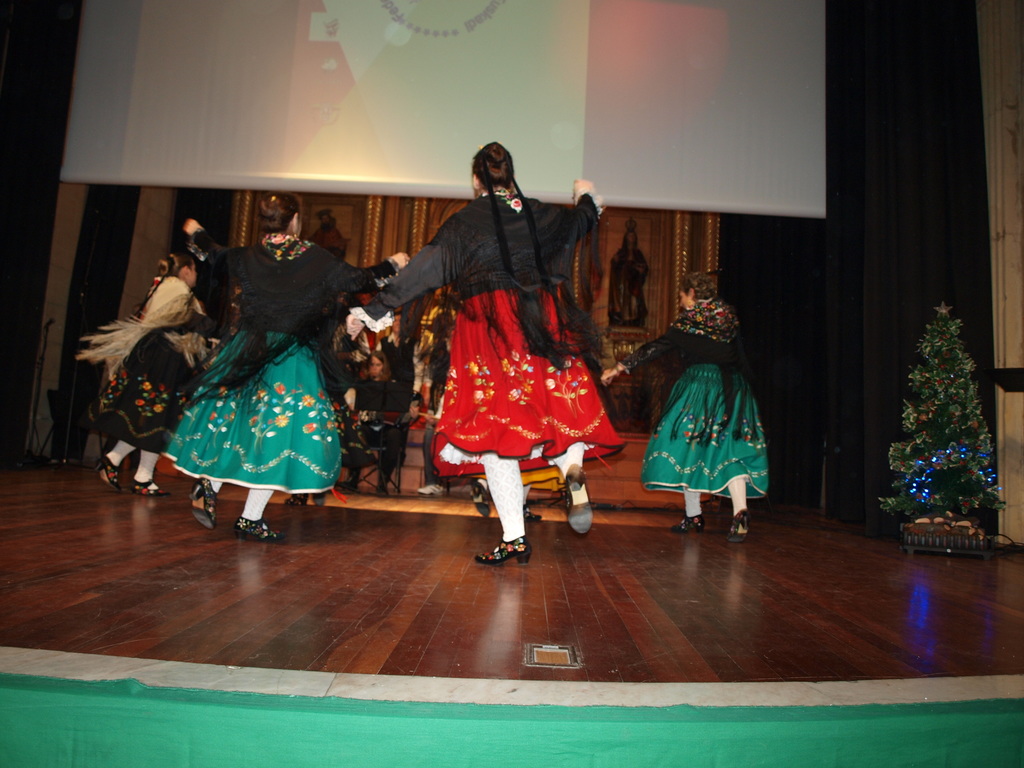 XXIII FESITIVAL DE VILLANCICOS Y DANZAS EXTREMEÑAS (29/11/2014, Oñati, Gipuzkoa) PB294168