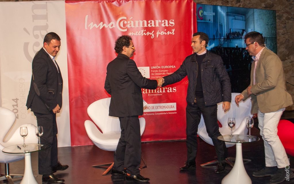 Casos de éxito en empresas innovadoras - Congreso InnoCámaras Meeting Point 2014 Extremadura _44X0588