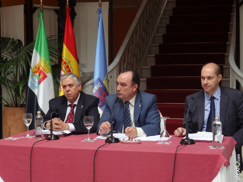 Presentación Presupuestos Diputación de Badajoz 2015 - Llerena 16102014-DSC08056