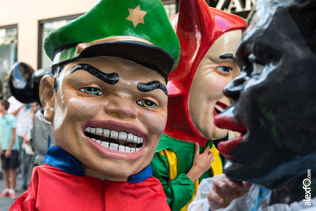 Desfile de Gigantes y Cabezudos - Feria de San Juan 2014 Desfile de Gigantes y Cabezudos - Feria de San Juan 2014 - gigantes y cabezudos-2