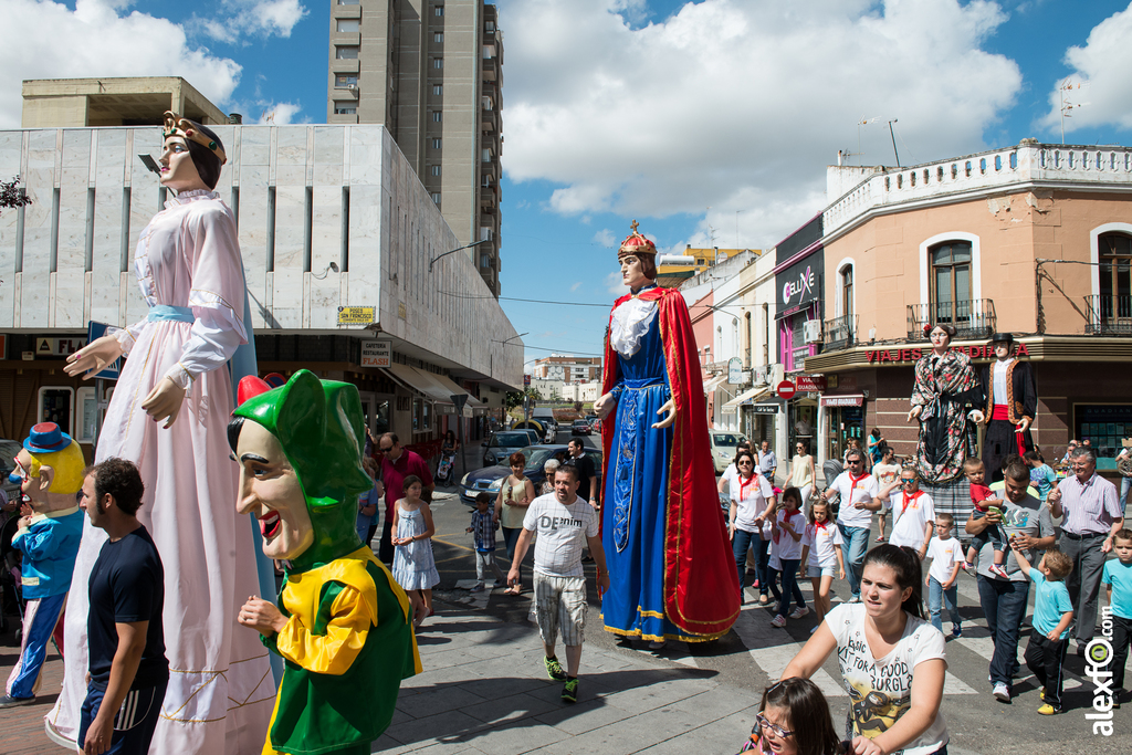 Desfile de Gigantes y Cabezudos - Feria de San Juan 2014 Desfile de Gigantes y Cabezudos - Feria de San Juan 2014 - gigantes y cabezudos-16