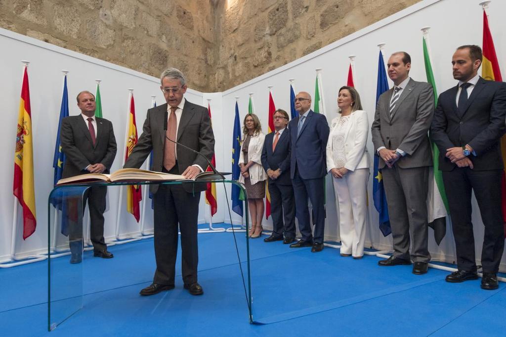 Gobex Toma posesión nuevos consejeros El presidente del Gobierno de Extremadura, José Antonio Monago, preside la toma de posesión del consejero de Hacienda y Administ