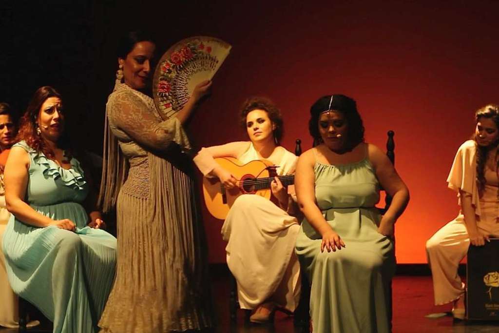 El espectáculo extremeño ‘Mehstura’ y su reivindicación de la mujer en el flamenco triunfan en el Festival de Nîmes