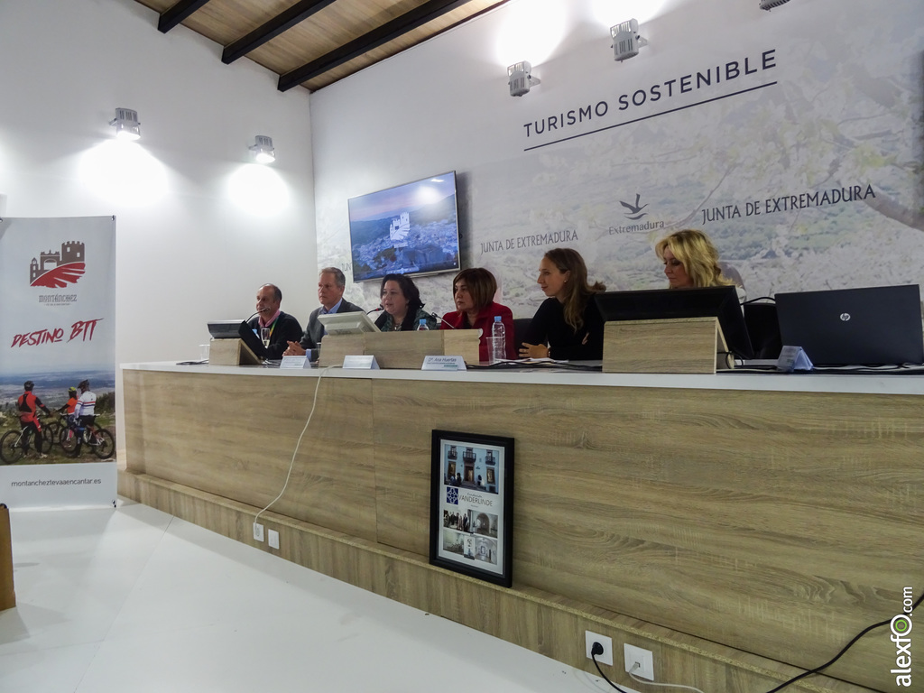 Presentación de Ayuntamiento de Montanchez en Fitur 2017 1
