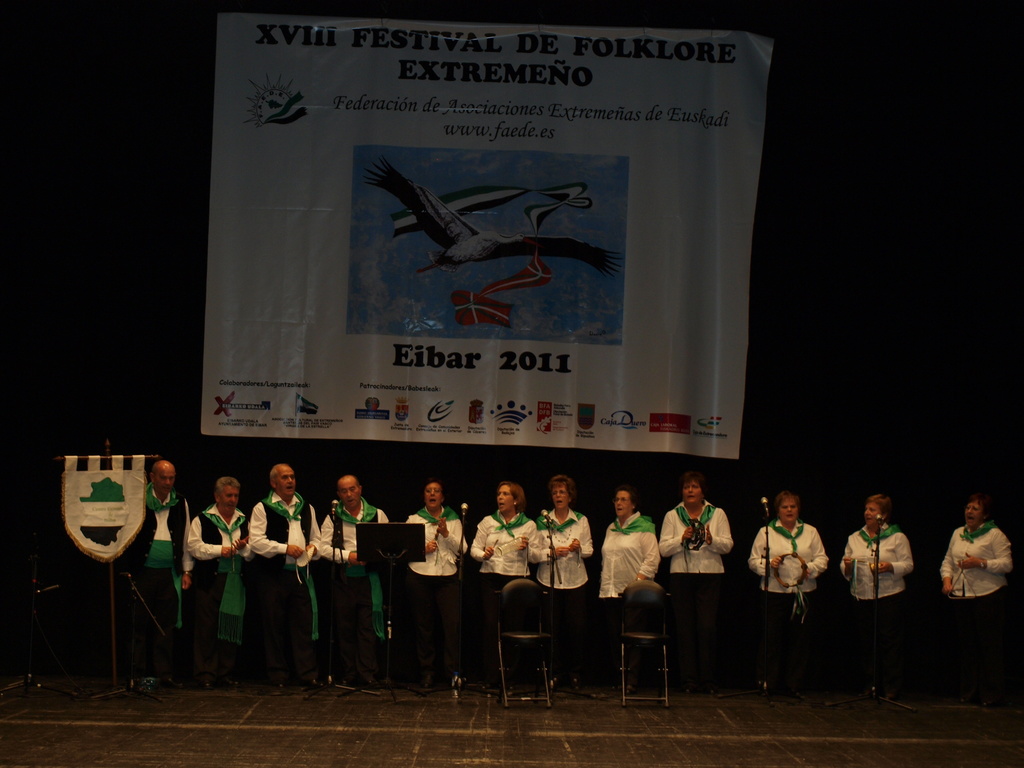 2011.11.12   	XVIII Festival de Folclore Extremeño 2011.11.12   	XVIII Festival de Folclore Extremeño - PB128553