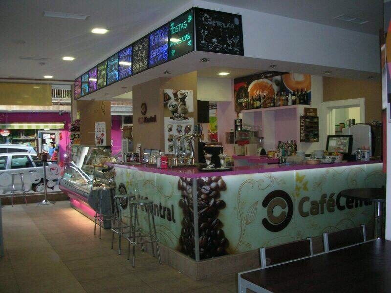 Cafe central Cafe central - image