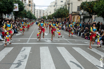 Comparsa la movida desfile de comparsas carnaval badajoz 2014 comparsa la movida desfile de comparsa normal 3 2