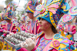 Comparsa los makumbas desfile de comparsas carnaval de badajoz 2014 dca 5742 comparsa los makumbas d dam preview