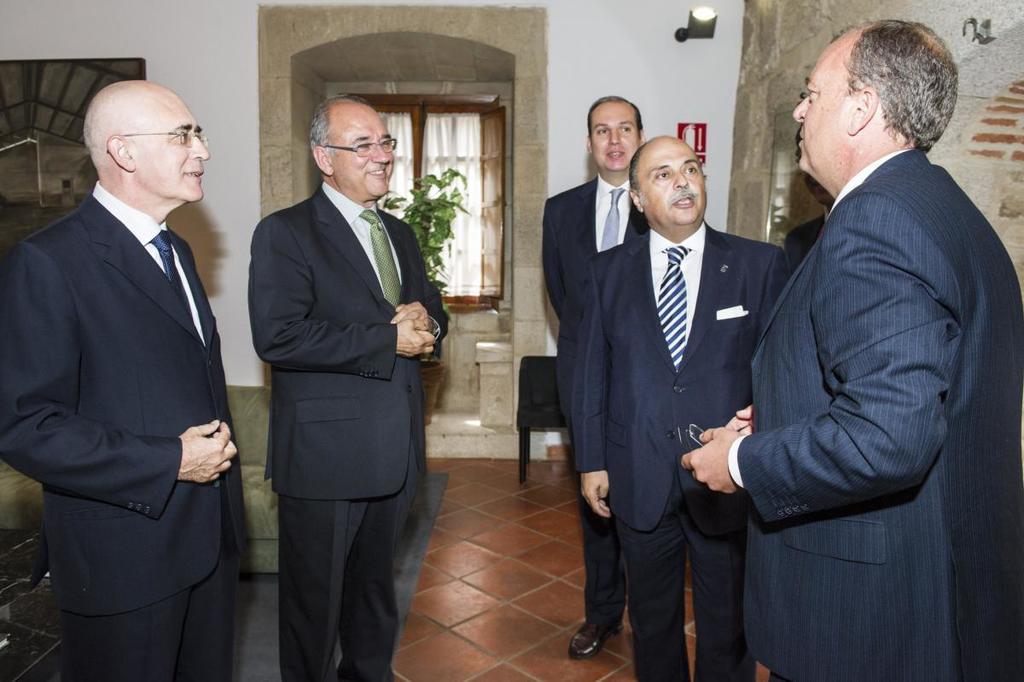 Gobex Reunión con representantes médicos El presidente del Gobierno de Extremadura, José Antonio Monago, se reúne con el presidente del Consejo General de Colegios Ofici