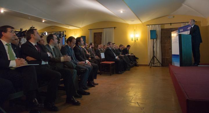Gobex Informe BBVA Research El presidente del Gobierno de Extremadura, José Antonio Monago, asiste a la presentación del Análisis Económico 2012 “Situación 