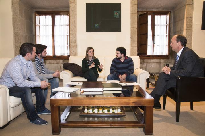 Gobex Reunión con Consejo de la Juventud El presidente del Gobierno de Extremadura, José Antonio Monago, se reúne con la ejecutiva del Consejo de la Juventud. También as