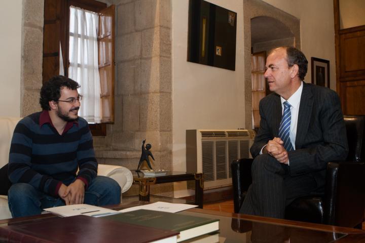 Gobex Reunión con Consejo de la Juventud El presidente del Gobierno de Extremadura, José Antonio Monago, se reúne con la ejecutiva del Consejo de la Juventud. También as