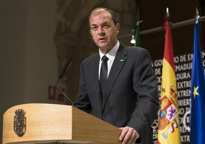 Gobex Consejo de Gobierno del 27/11/2012 El Presidente del Gobierno de Extremadura, José Antonio Monago,informa de los asuntos abordados en el Consejo de Gobierno del 27