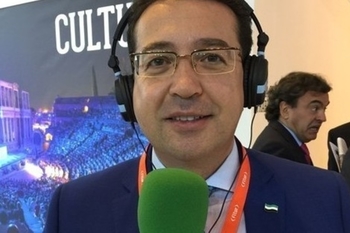 Fernando Manzano - Pte. Asamblea Extremadura - Fitur 2015