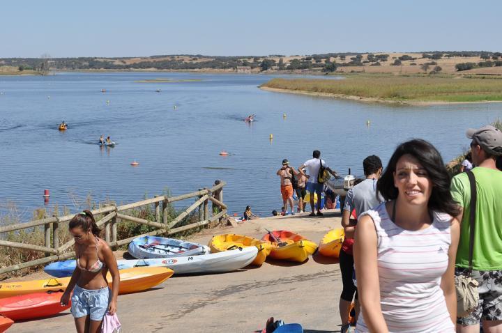 Descenso Alqueva- Aventuras acuáticas  Alqueva, parque temático natural - Descenso en Kayak - Aventuras acuáticas Alqueva- Badajoz