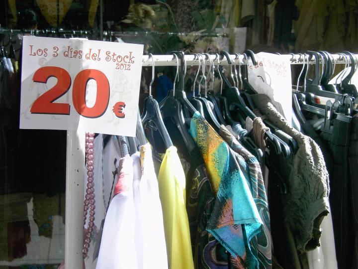 Los 3 dias de Stock en Cáceres- Agosto 2 Jade Moda en la Calle Donoso Cortes
