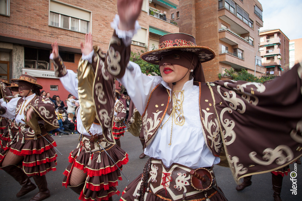 comparsa Los Pirulfos desfile de comparsas carnaval de Badajoz 5