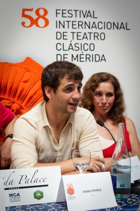 Festival de Teatro Clasico de Merida Fran Perea en la presentación con Electra