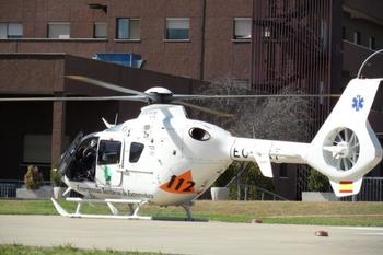 Vehiculos helicoptero en el hospital infanta cristina normal 3 2
