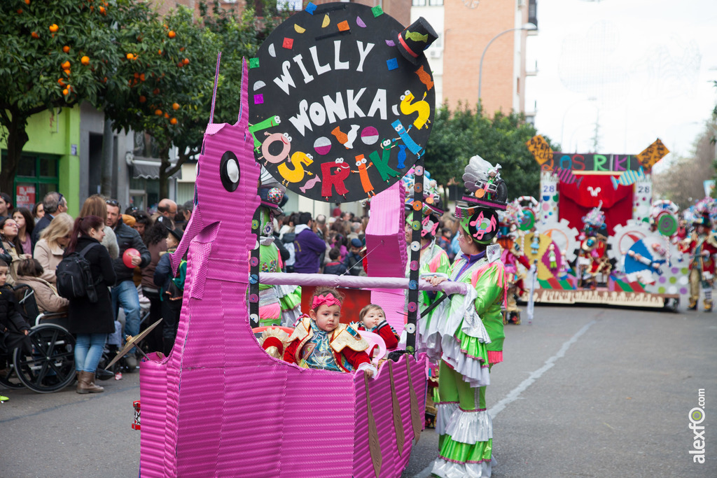 comparsa comparsa Los Riki's desfile de comparsas carnaval de Badajoz