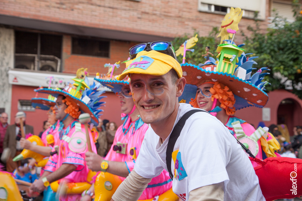 comparsa comparsa Los De siempre desfile de comparsas carnaval de Badajoz