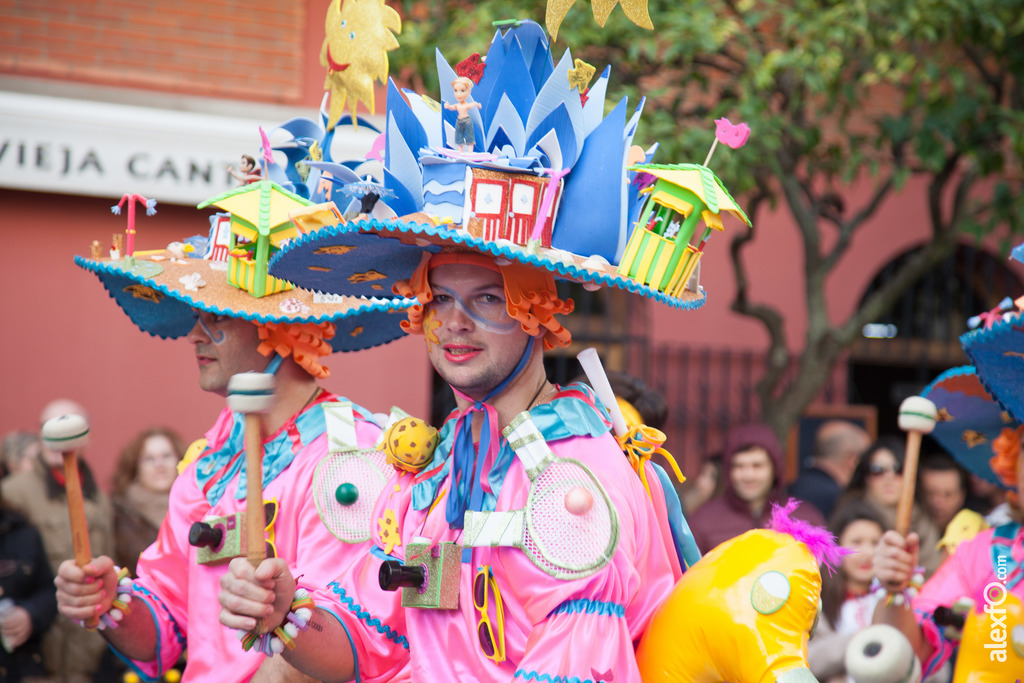 comparsa comparsa Los De siempre desfile de comparsas carnaval de Badajoz 15