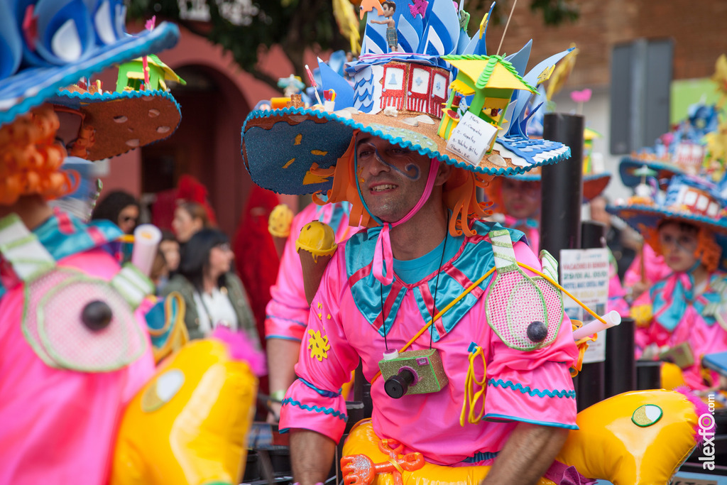 comparsa comparsa Los De siempre desfile de comparsas carnaval de Badajoz 13