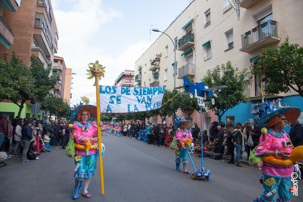 comparsa comparsa Los De siempre desfile de comparsas carnaval de Badajoz 4