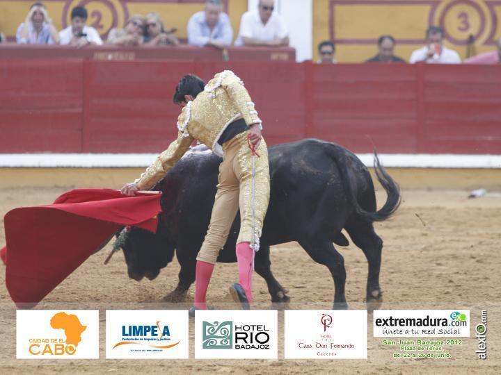 Alejandro Talavante - Toros Badajoz 2012 1b335_e899