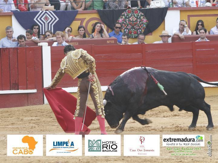 Morante de la Puebla -Toros Badajoz 2012 1b2c5_03b0