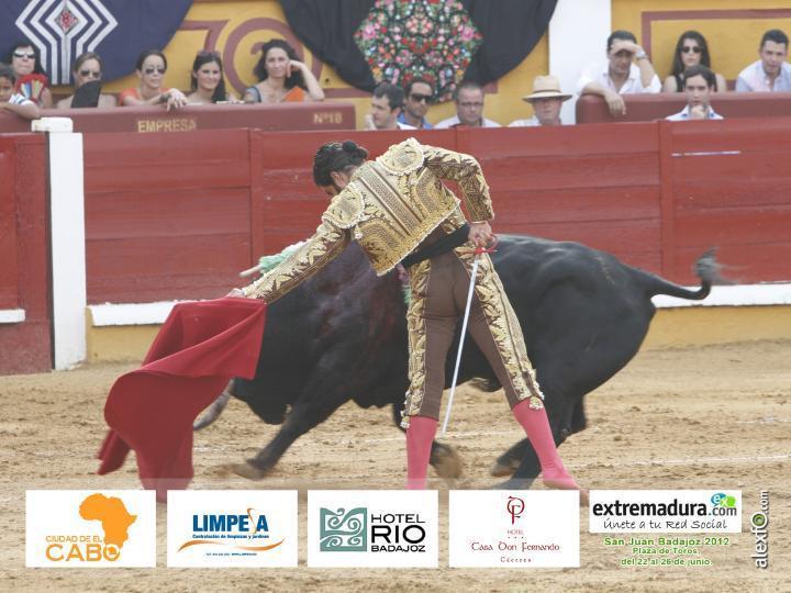 Morante de la Puebla -Toros Badajoz 2012 1b2cd_50db