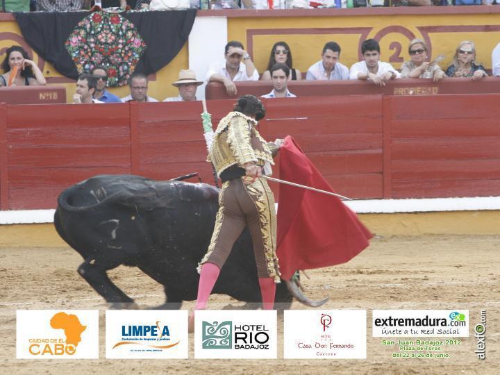 Morante de la Puebla -Toros Badajoz 2012 1b2d3_e907