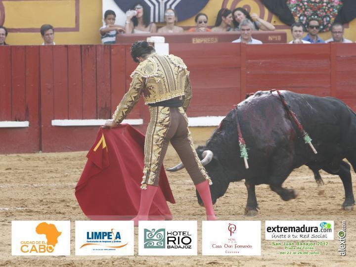 Morante de la Puebla -Toros Badajoz 2012 1b2e9_bd32
