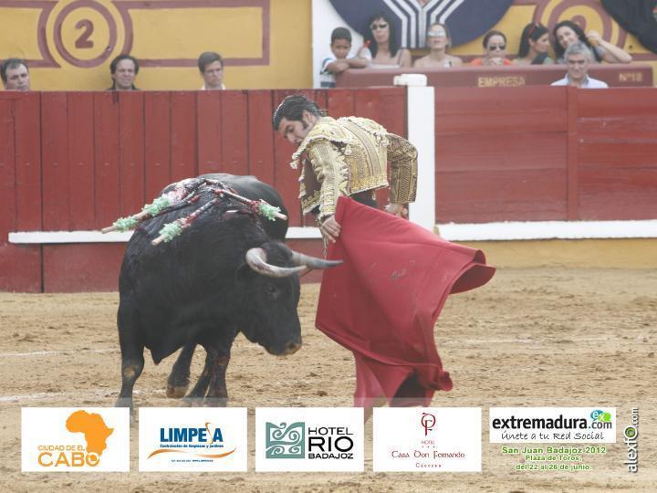 Morante de la Puebla -Toros Badajoz 2012 1b2f3_4e1e