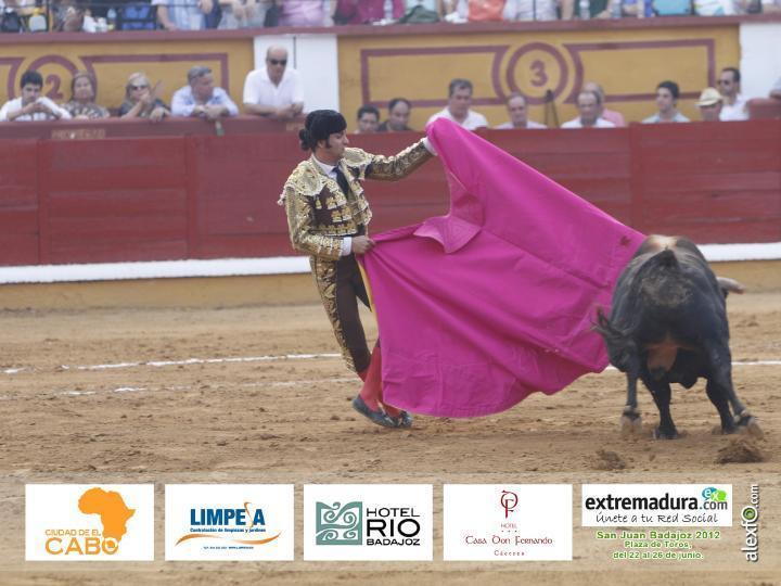 Morante de la Puebla -Toros Badajoz 2012 1b399_8c95